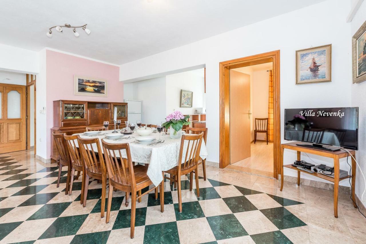 Apartments Villa Nevenka Rogoznica  Esterno foto
