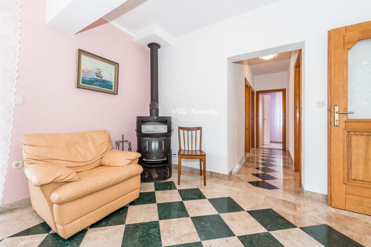Apartments Villa Nevenka Rogoznica  Esterno foto