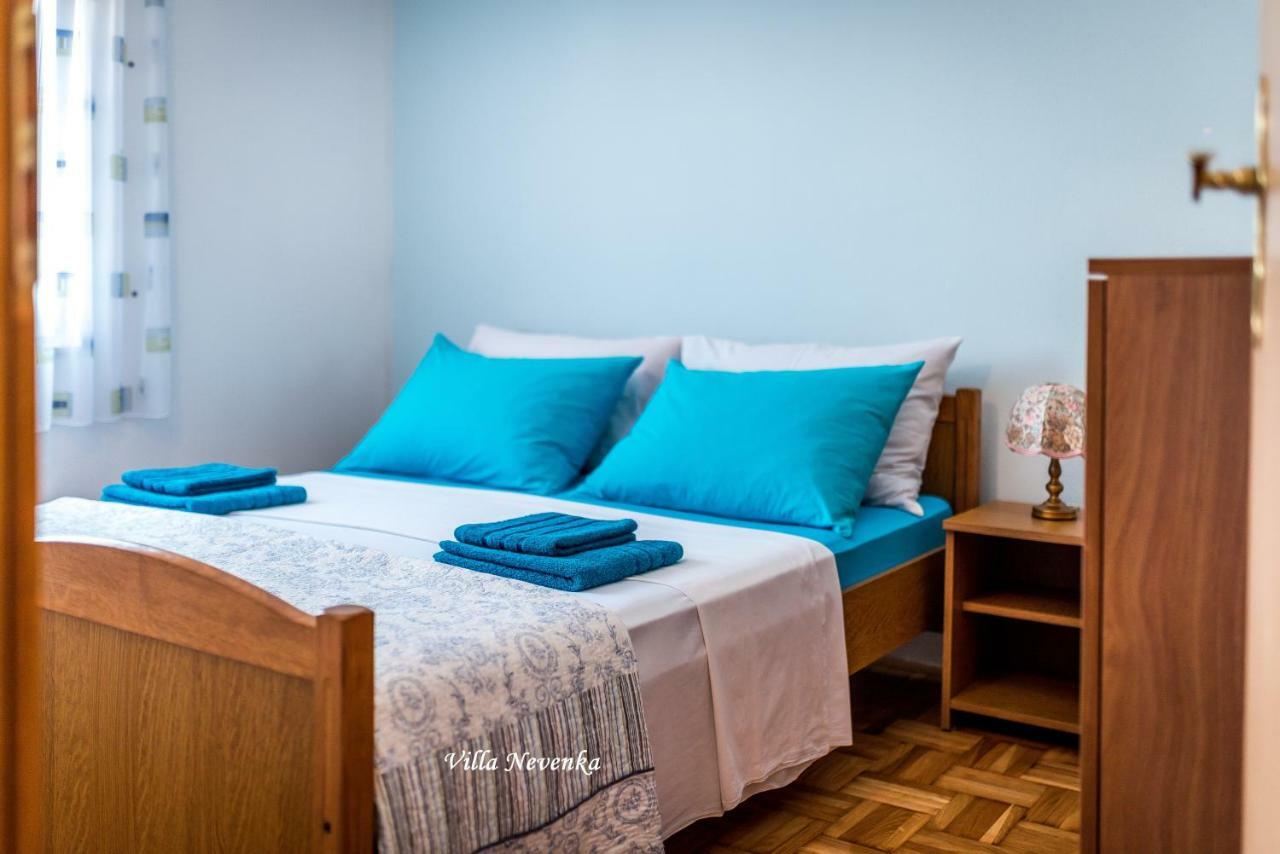 Apartments Villa Nevenka Rogoznica  Esterno foto