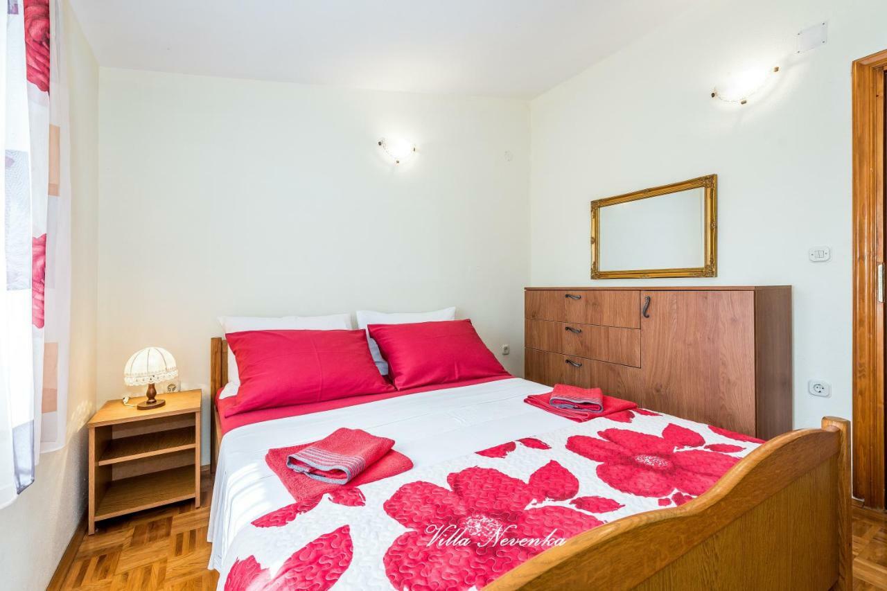 Apartments Villa Nevenka Rogoznica  Esterno foto
